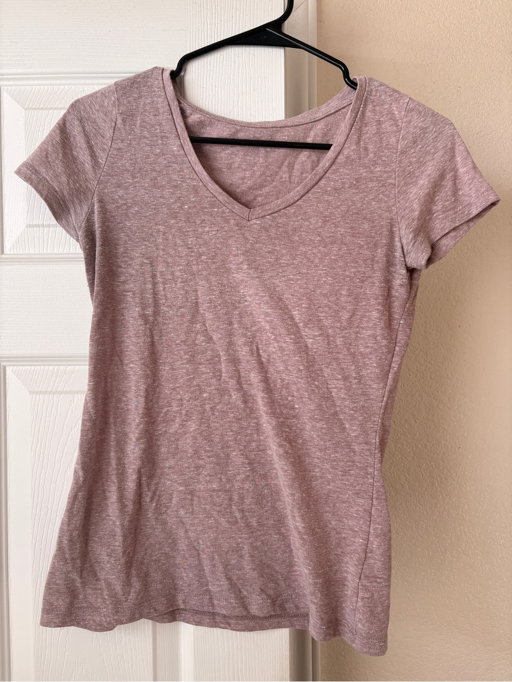 Women’s V-Neck Short Sleeve Tee - Dusty Mauve
